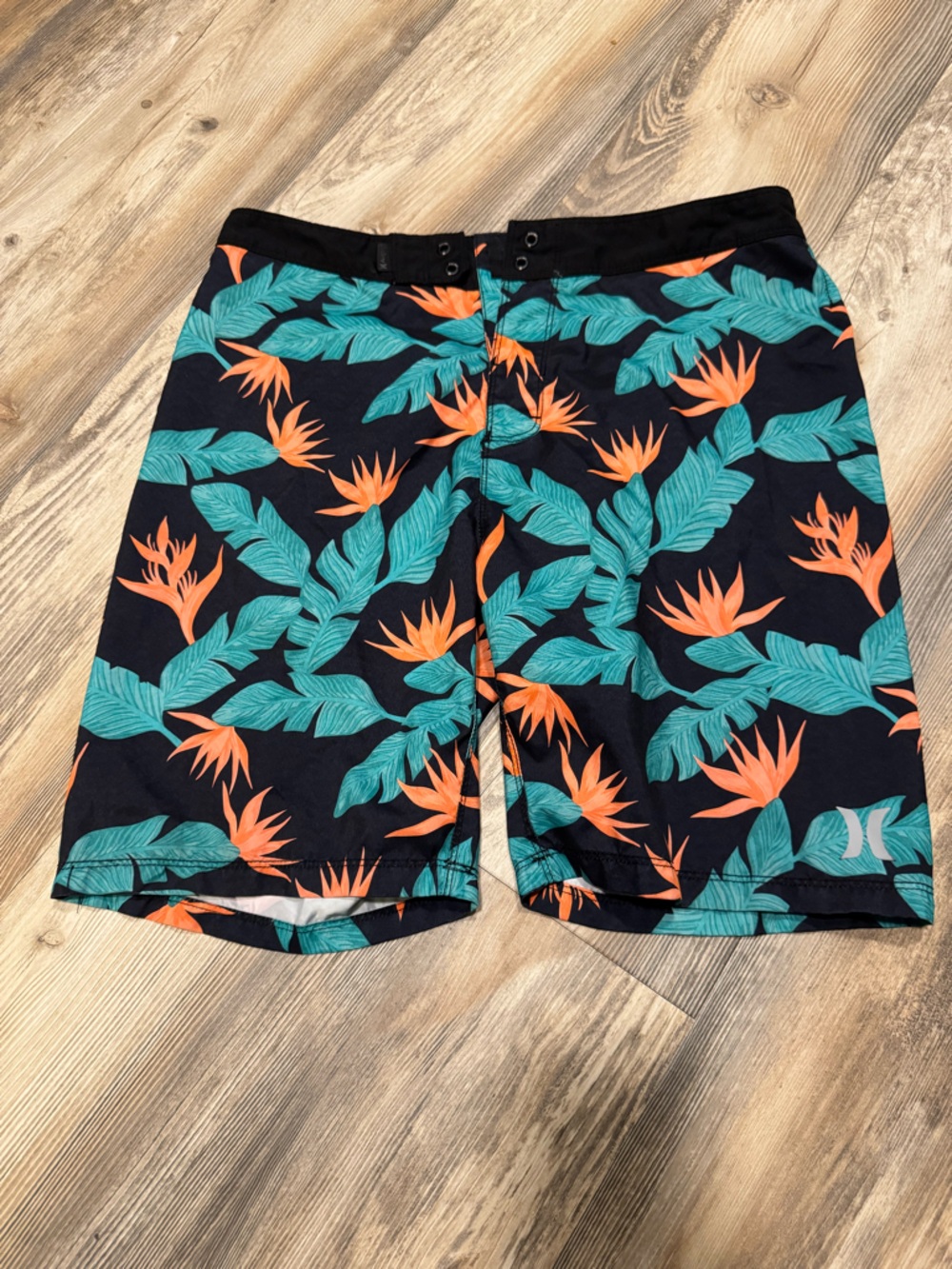 Hurley Tropical Board Shorts men’s size 32